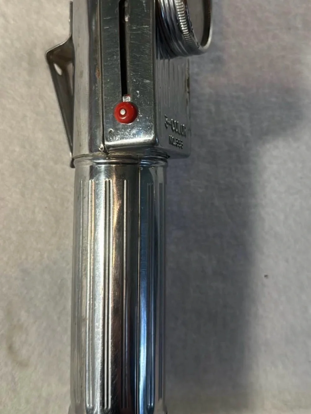 Vintage Parrot No. 353 Three-Color Flashlight – British Hong Kong Made